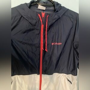 Men’s Columbia wind breaker size Medium